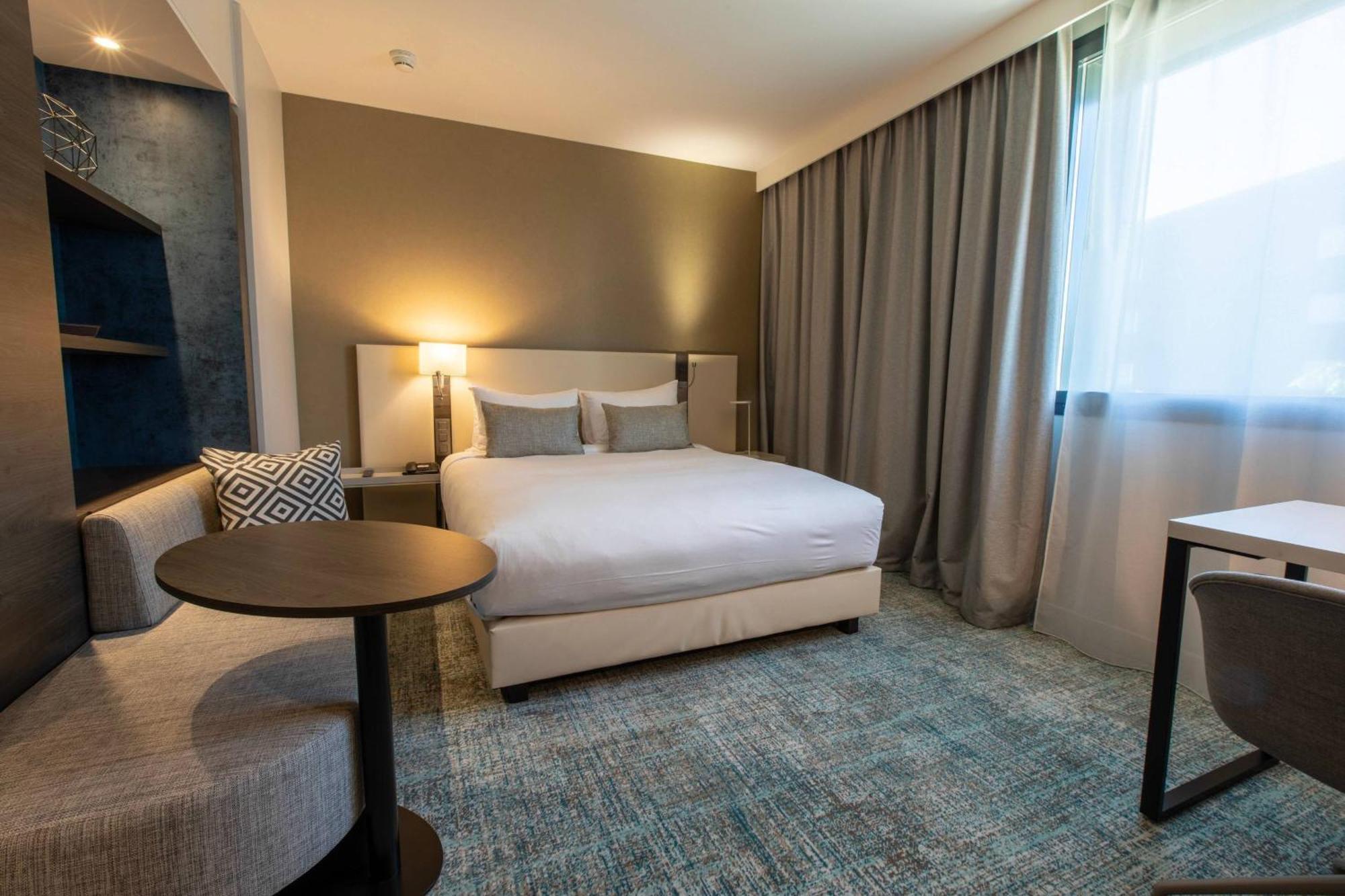 Residence Inn By Marriott Toulouse-Бланьяк Экстерьер фото